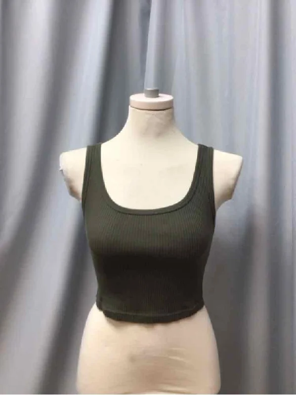 UNIQLO SIZE MEDIUM Ladies TOP
