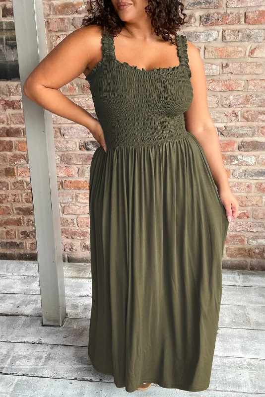 Jungle Green Shirred Bust Sleeveless Plus Size Maxi Dress Best maxi dresses for elegant looks